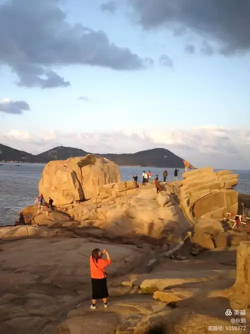 其它 夕阳辉映百步沙 写美篇到了普陀山才知道有个百步沙,在云辉同学