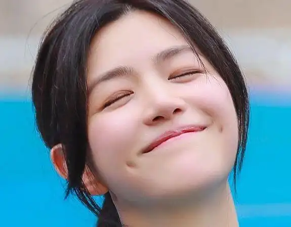 张艺兴,陈伟霆,杨紫,有酒窝的明星笑起来,可真是太甜了