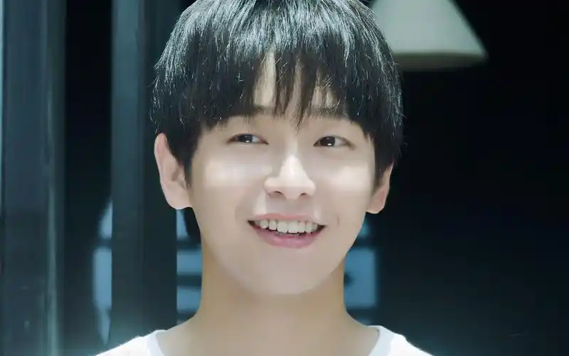 彭昱畅|可爱爱的小路夏