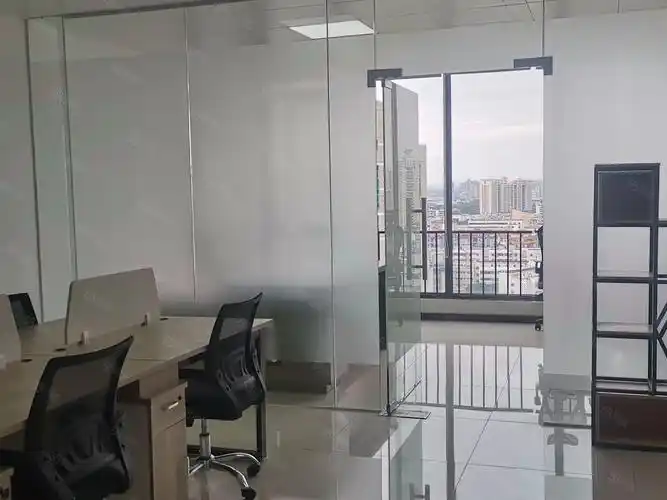 (出租) (出租)莞城万科中天大厦81平办公室 家具齐全 地铁口物业