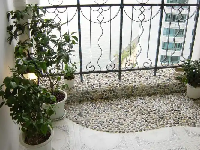 真的不能再全了阳台铺鹅卵石设计和方法都在这了