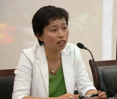 图周轶君的丈夫是谁周轶君升级做妈妈每天忙得像打仗