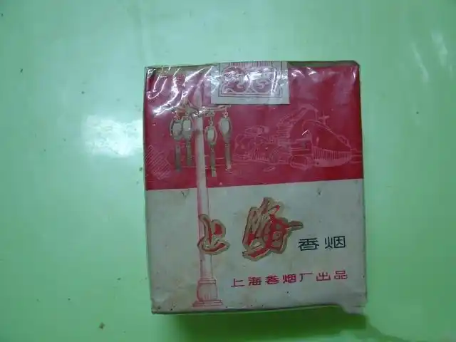 上个世纪父辈们怀旧的老牌香烟,几毛钱都是奢侈品,你们认得吗