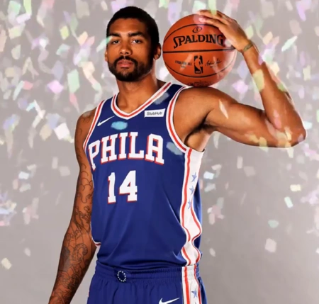 76人官方祝麦卡杜25岁生日快乐