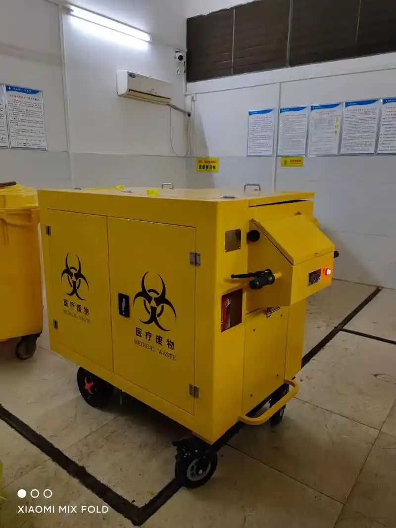 智能医废收集车 - 抖音
