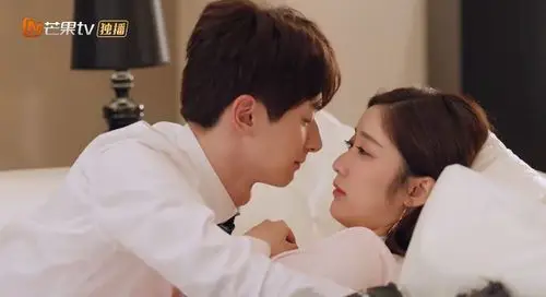 身为一个胖子张轩睿戚砚笛接吻停不下来e升cp花式虐狗