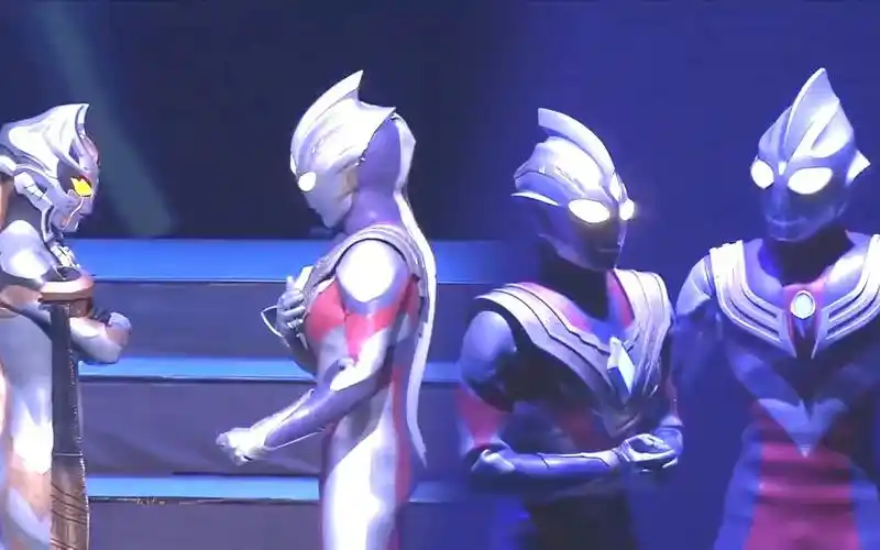 特利迦奥特曼舞台剧:卡尔蜜拉复活了,迪迦时空对战特利迦时空!