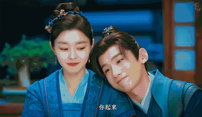 白敬亭暗鲨你vs宋轶鸡哔你#好么,不愧是我嗑的,连表情包都是情侣的