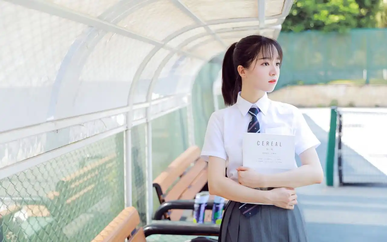 清纯jk制服少女高清桌面壁纸