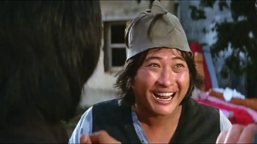 洪金宝早期经典电影,戏份拿捏到位,不愧是老戏骨