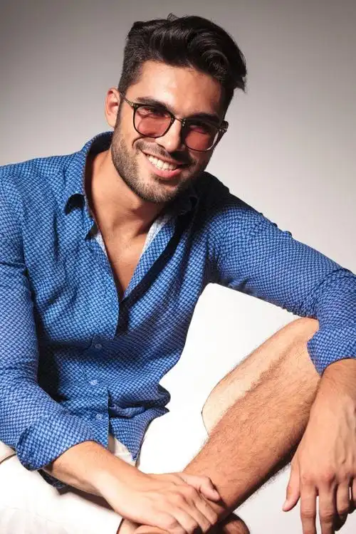 时尚的男模图片-时尚的络腮胡男模特素材-高清图片-摄影照片-寻图免费