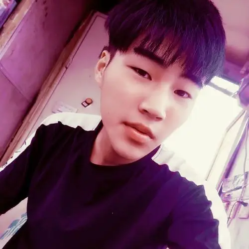 王乐乐23岁男汉族