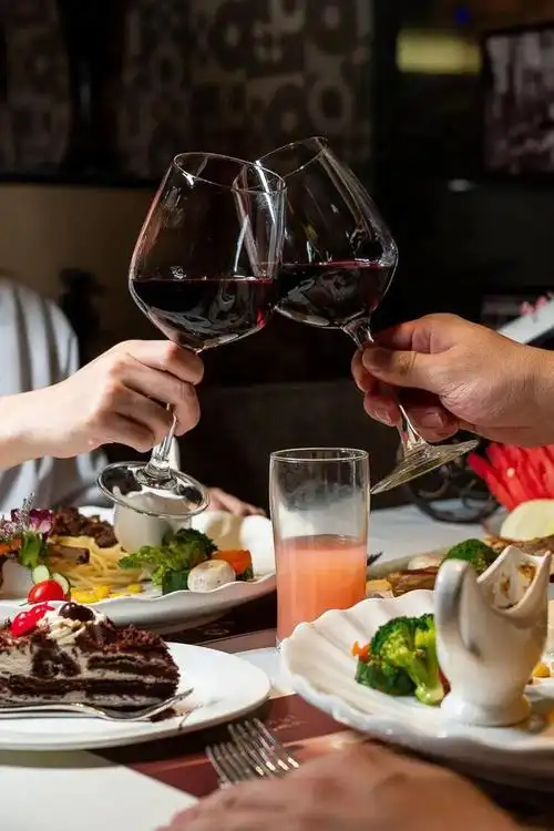 128元享曼哈顿精致双人西餐部分菜品无限续