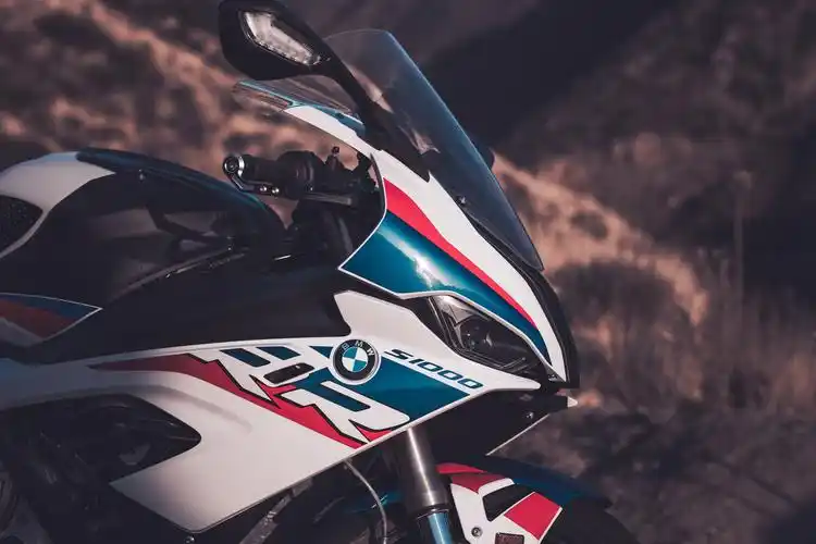 bmws1000rr