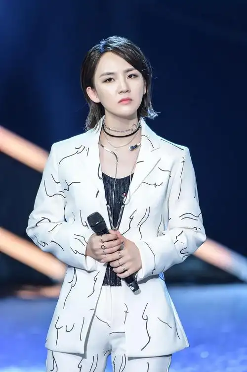 陈梓童 queen t的图片