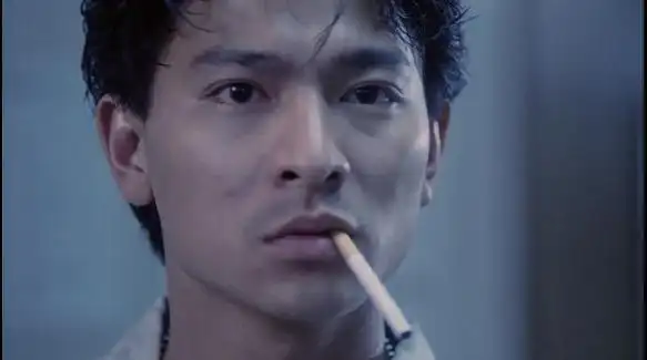 香港经典爱情电影刘德华飙鼻血骑摩托那一幕多少人被俘获芳心