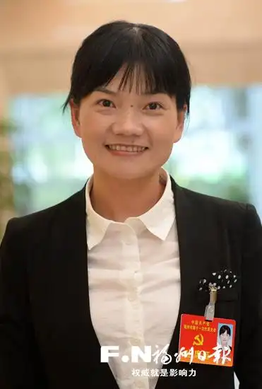 吴雪峰盼优质教育资源辐射县乡