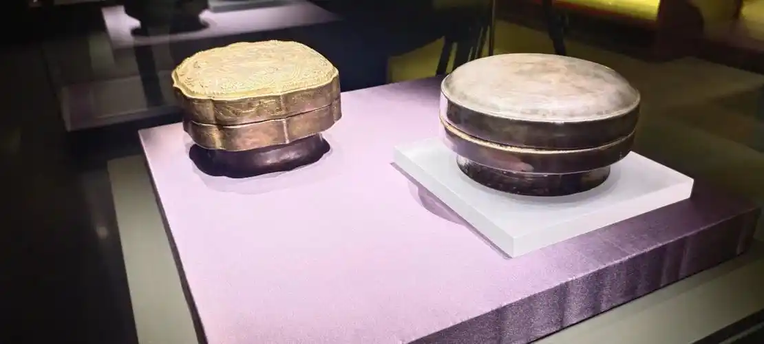 1000多年前法门寺地宫文物大唐宝藏来南京了