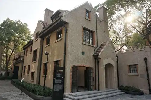 夏衍旧居,草婴书房