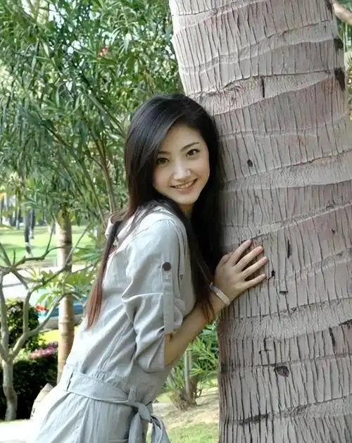 明星景甜个人资料(离开金主男友后) - 散下步