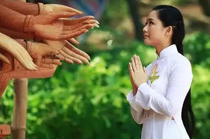 圣严法师:祈祷真会产生不可思议的神力吗?