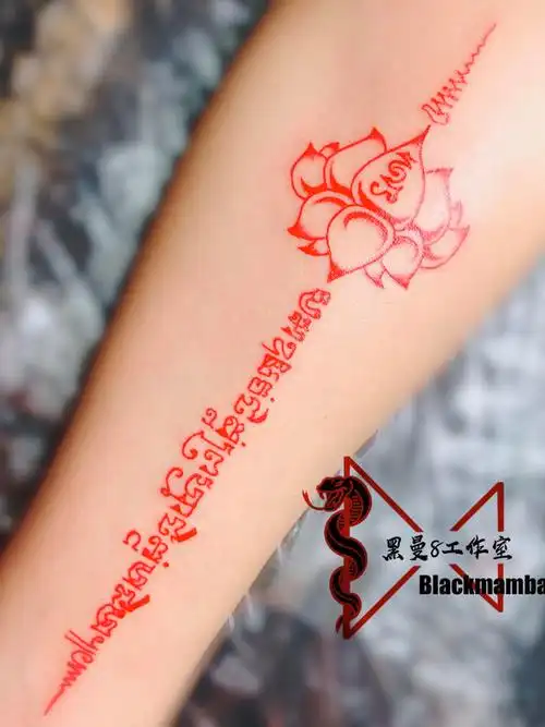 刺符莲花_纹身图案手稿图片_王梦媛的纹身作品集