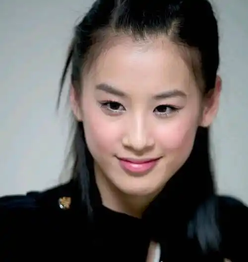 原创眼距窄出不了美人这3位女演员告诉你什么是倔强的美