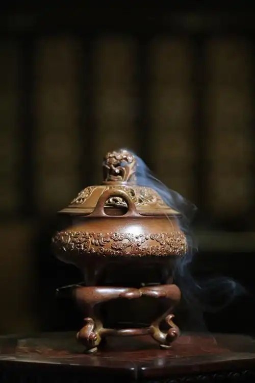 香炉陈设也讲究中庸,精致生活从"仪式感"开始