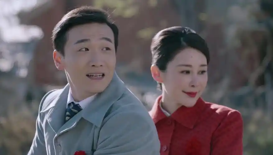 个自私又三观不正的人凑合到一起,也令《我哥我嫂》原本就狗血的剧情