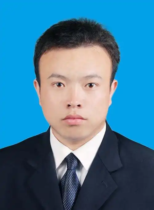 ps大神帮忙,两寸蓝底,邮箱谢谢.