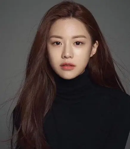 韩国最新一代整形模板出炉,这脸能代表这个时代的审美吗?