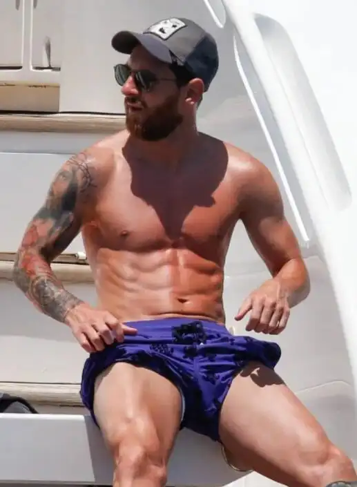 31岁的梅西为什么宝刀不老?看完这些肌肉细节照,就知道他有多拼