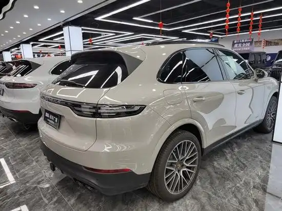 2022款保时捷卡宴30t天津港88万起售