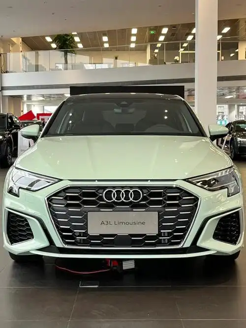 奥迪a3l|冰淇淋的配色奶里奶气喀纳斯绿95