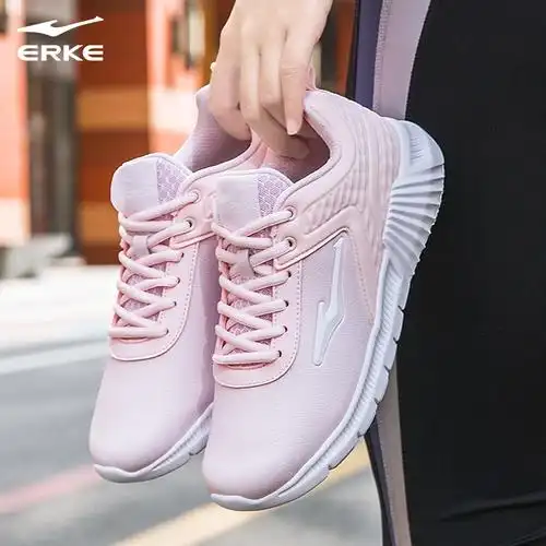 鸿星尔克女鞋冬季