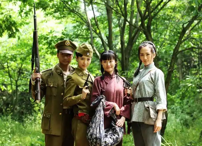 何晟铭桐柏英雄附体电视剧版小花热拍