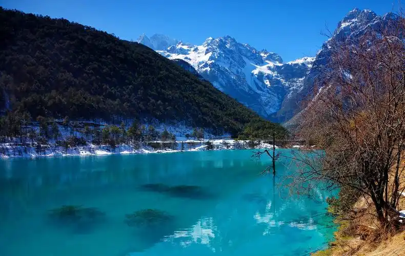 云南华夏悦色云南昆大丽三飞六日游