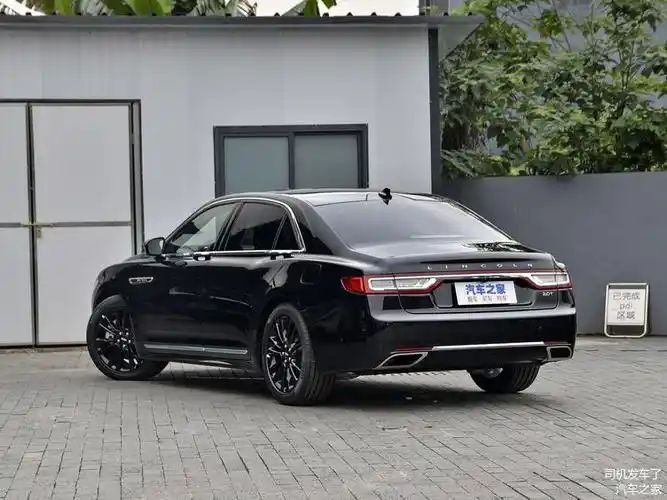 2020款林肯大陆,外观典雅大气,辨识度极高