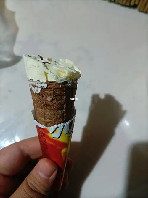 五毛的小脆筒雪糕哈哈哈