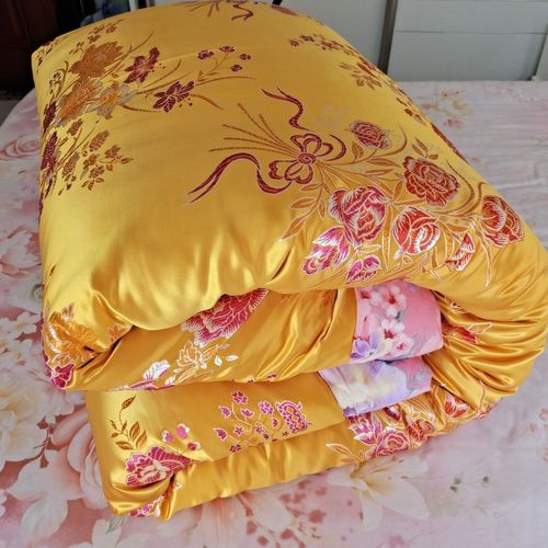 金黄杭州丝绸被面棉花被子古代宫廷被套被芯新疆棉花纯手工可定做