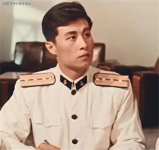 演员王心刚:妻子重病5年从未离弃,如今子女已是亿万富翁?