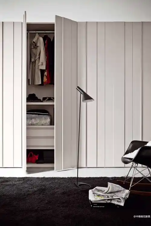 板式平开门衣柜设计样式参考