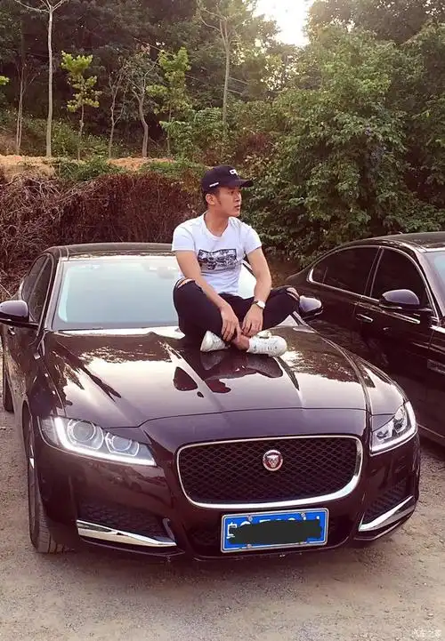 特区豹社~~~等你来撩 坐标深圳,欢迎深圳捷豹xfl帅哥