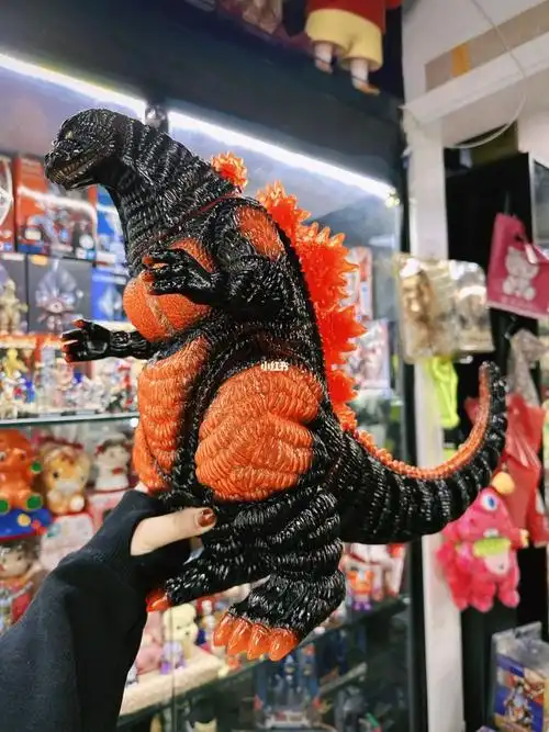 sofubi哥斯拉红莲35cm