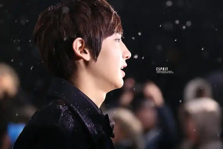 exo 朴灿烈 明星 帅哥 男神 chanyeol 花美… - 堆糖,美图壁纸兴趣