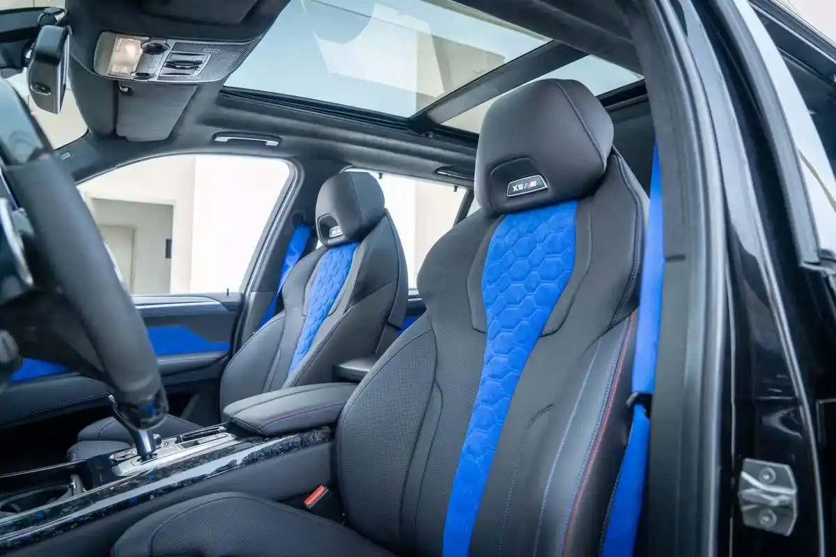 宝马老改新还是m内饰好看!2009款宝马x5升级x5m个性内