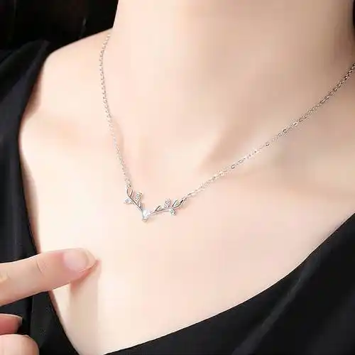 2022年流行的银项链款式价格