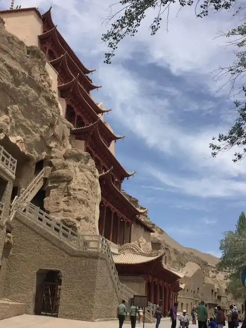 丝绸之路一敦煌莫高窟   丝绸之路大西北第四站一莫高窟,这个景点实在