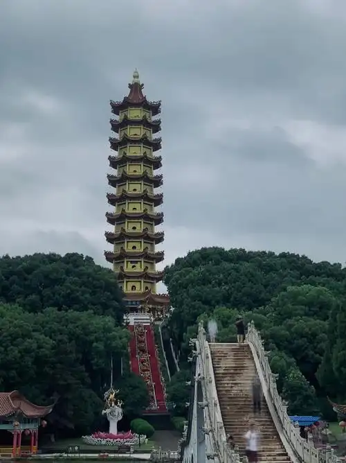 出去看看鄂州莲花山