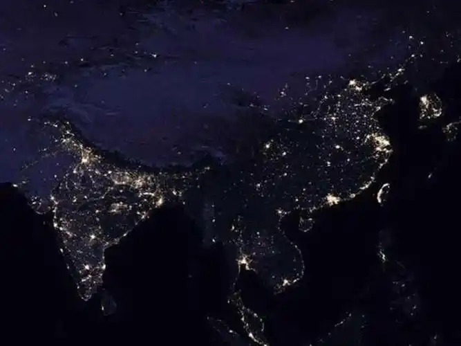 全球灯光图印度比中国亮网民很不爽